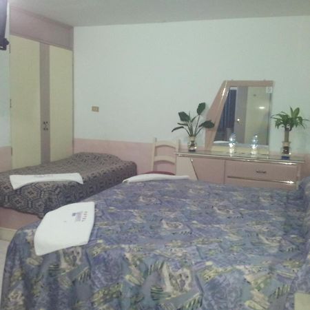 Hotel Diamante Inn Uriangato 外观 照片