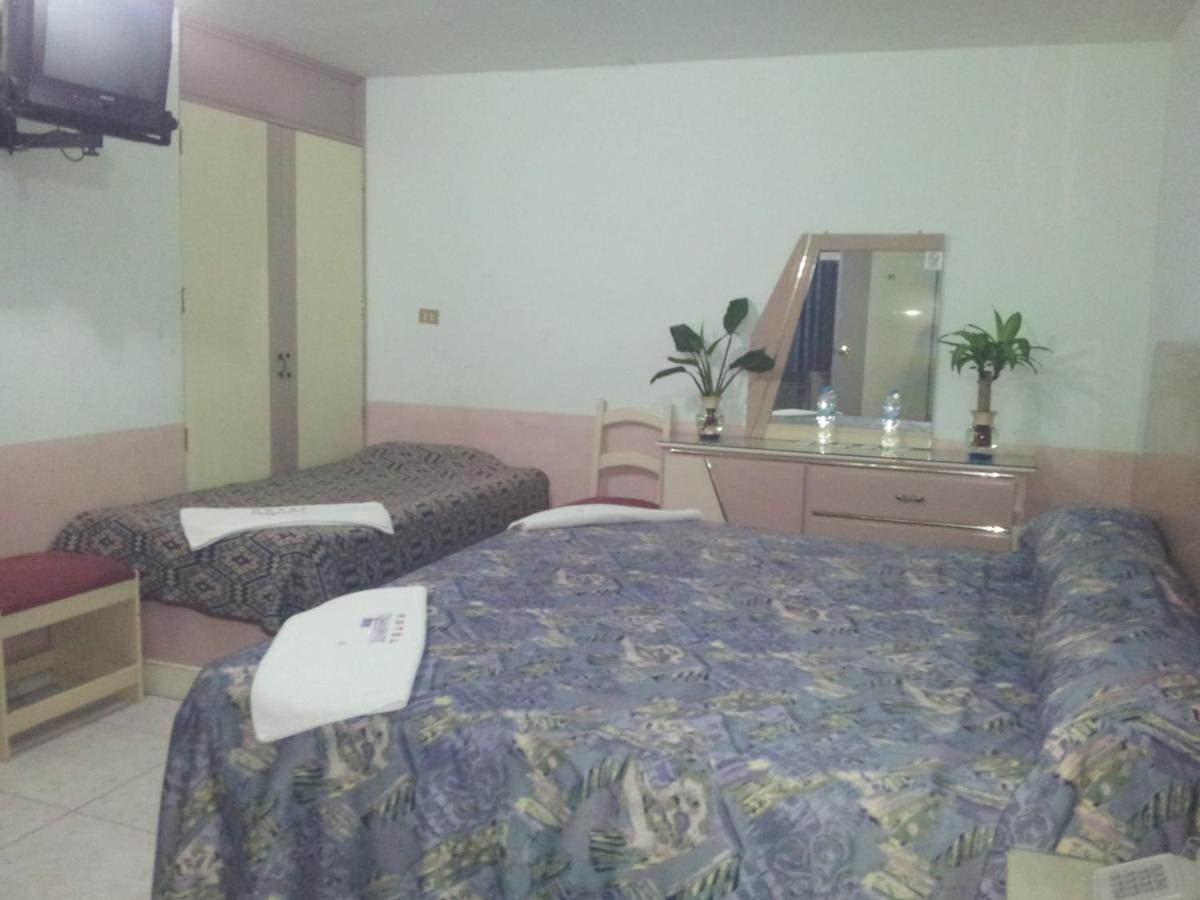 Hotel Diamante Inn Uriangato 外观 照片