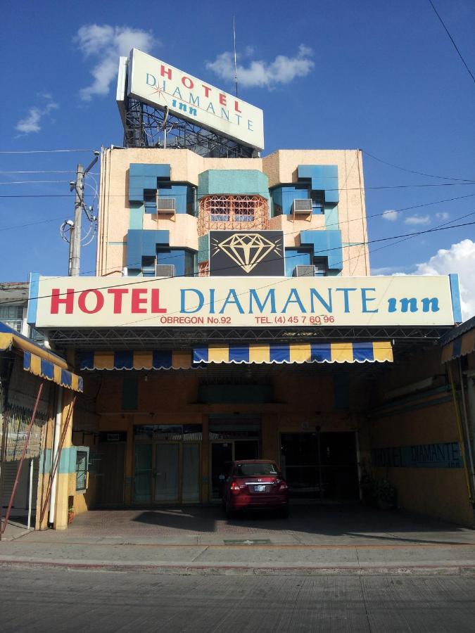 Hotel Diamante Inn Uriangato 外观 照片